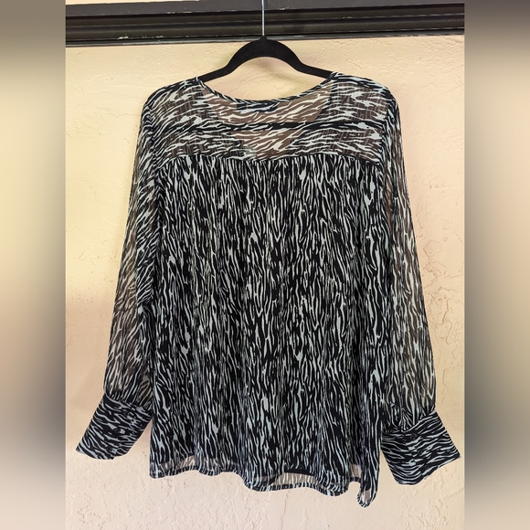 Apt.9 XL Chiffon Blouse - Picture 2 of 10